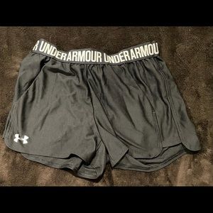 Under Armour size small shorts